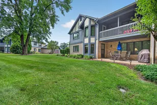 2752 Harbor Dr, Joliet, IL 60431 - Photo 4