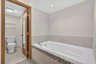 2752 Harbor Dr, Joliet, IL 60431 - Photo 26