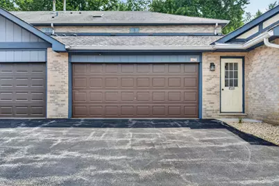 2752 Harbor Drive, Joliet, IL 60431 - Photo 2