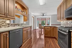 2752 Harbor Dr, Joliet, IL 60431 - Photo 16