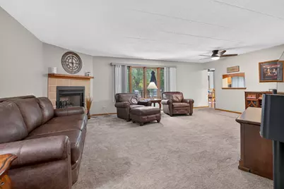 2752 Harbor Drive, Joliet, IL 60431 - Photo 10