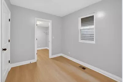 123 W 104th Place, Chicago, IL 60628 - Photo 22