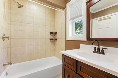 1751 W Chase Avenue, Chicago, IL 60626 - Photo 16