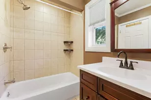 1751 W Chase Ave, Chicago, IL 60626 - Photo 16