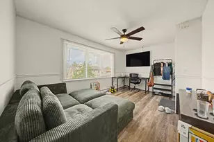 5200 S Lorel Ave, Chicago, IL 60638 - Photo 2