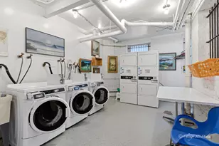 1334 W Birchwood Ave, Chicago, IL 60626 - Photo 20