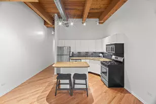 1801 W Larchmont Ave, Chicago, IL 60613 - Photo 10