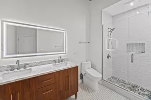 1801 W Larchmont Ave, Chicago, IL 60613 - Photo 16