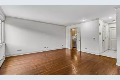 777 Hinman Avenue #35, Evanston, IL 60202 - Photo 4