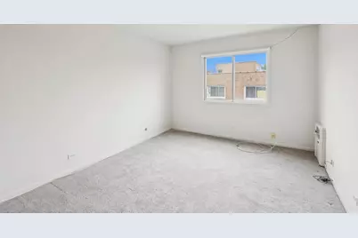 5251 Galitz Street #404, Skokie, IL 60077 - Photo 10