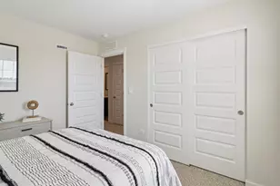 1710 Baler Ave, Aurora, IL 60503 - Photo 32
