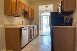 930 Mesa Dr, Lake in the Hills, IL 60156 - Photo 6