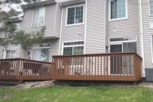 930 Mesa Dr, Lake in the Hills, IL 60156 - Photo 26