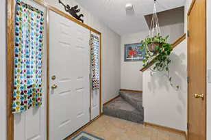 4432 Chesterfield Ave, Rockford, IL 61109 - Photo 6