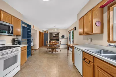 4432 Chesterfield Avenue, Rockford, IL 61109 - Photo 16