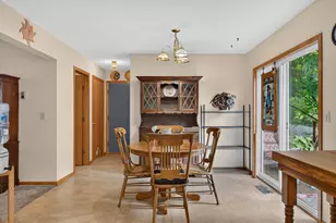4432 Chesterfield Ave, Rockford, IL 61109 - Photo 12