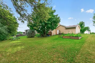4432 Chesterfield Avenue, Rockford, IL 61109 - Photo 40