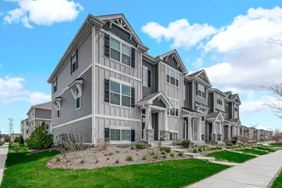 2101 Yellowstone Boulevard, Mundelein, IL 60060 - Photo 2