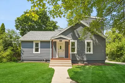 818 Bach Street, Northbrook, IL 60062 - Photo 2