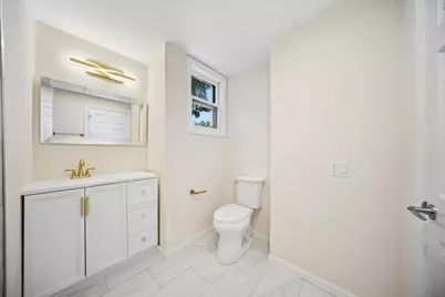 818 Bach Street, Northbrook, IL 60062 - Photo 32
