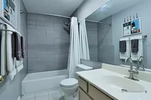 268 Pembrook Ln, Mundelein, IL 60060 - Photo 22