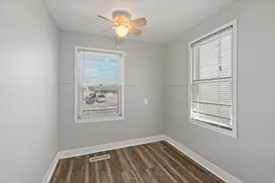 2809 Commercial Ave, South Chicago Heights, IL 60411 - Photo 14