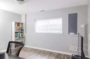 734 Thornbury Rd, Bartlett, IL 60103 - Photo 18