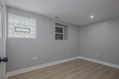 7049 S Vernon Avenue, Chicago, IL 60637 - Photo 18