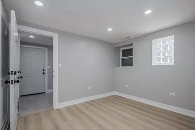 7049 S Vernon Avenue, Chicago, IL 60637 - Photo 20