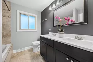 16728 Cottage Grove Ave, South Holland, IL 60473 - Photo 6