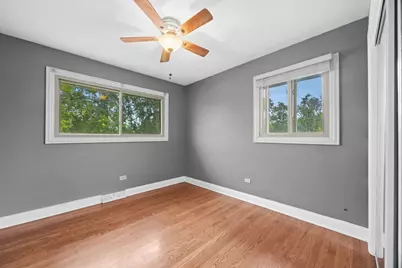 16728 Cottage Grove Avenue, South Holland, IL 60473 - Photo 8