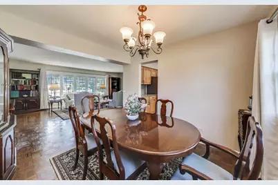 206 W Hintz Road, Arlington Heights, IL 60004 - Photo 6