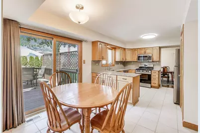 206 W Hintz Road, Arlington Heights, IL 60004 - Photo 10