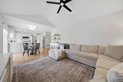3984 Heinz Drive, Aurora, IL 60504 - Photo 10