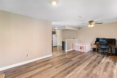 1971 Fleming Street, Watseka, IL 60970 - Photo 8