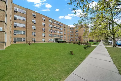 6161 N Hoyne Avenue #504, Chicago, IL 60659 - Photo 2