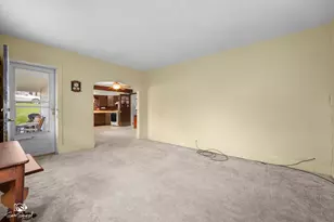 119 E 17th St, Lockport, IL 60441 - Photo 6