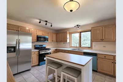 7700 Northfield Lane, Tinley Park, IL 60487 - Photo 2