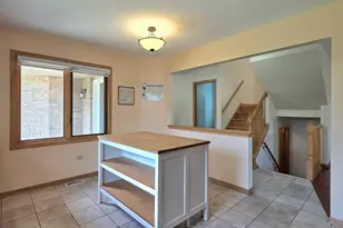 7700 Northfield Ln, Tinley Park, IL 60487 - Photo 4