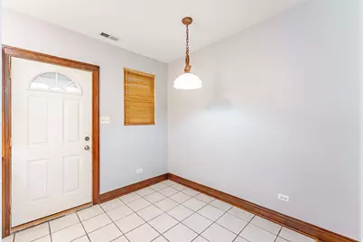6742 16th Street W #B, Berwyn, IL 60402 - Photo 10
