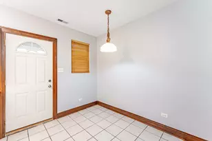 6742 16th Street W, Berwyn, IL 60402 - Photo 10