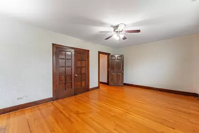 6742 16th Street W #B, Berwyn, IL 60402 - Photo 4