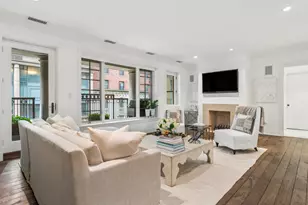 190 E Walton St, Chicago, IL 60611 - Photo 10