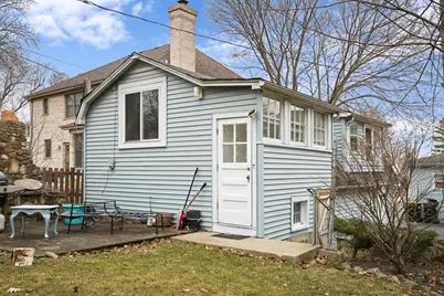 101 W Maple Avenue, Roselle, IL 60172 - Photo 14