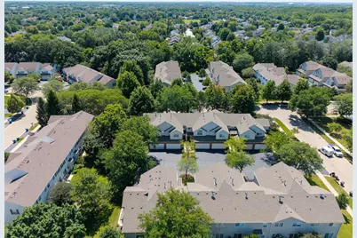 311 Abington Woods Drive, Aurora, IL 60502 - Photo 2