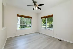311 Abington Woods Dr, Aurora, IL 60502 - Photo 18