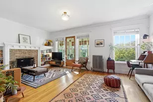5321 S Woodlawn Ave, Chicago, IL 60615 - Photo 2
