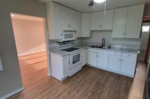 7N435 Linden Ave, Medinah, IL 60157 - Photo 6