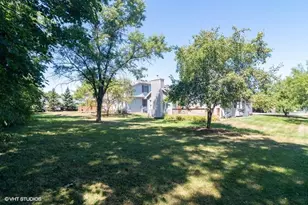 106 E Fox Rd, Yorkville, IL 60560 - Photo 14