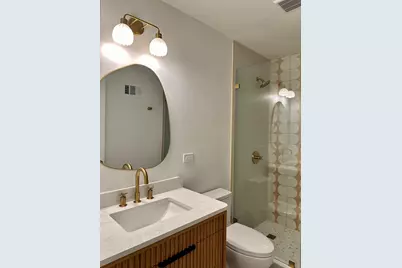 508 W Lonnquist Boulevard, Mount Prospect, IL 60056 - Photo 10
